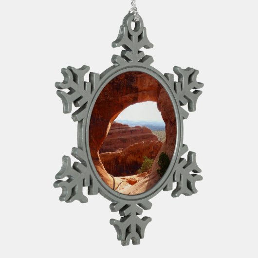 パーティションアーチatアーチズナショナルパーク スノーフレークピューターオーナメント (左)