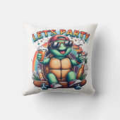 パーティーでの陽気な亀のスケートボー鮮やかド クッション (裏面)