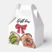 パーティーのための朝食と甘いトースト フェイバーボックス (正面サイド)