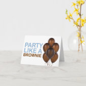 パーティーのようなブラウニーの誕生日カード(青) カード (黄色い花)