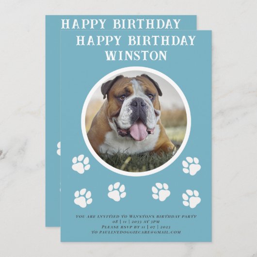 パーティーの犬の写真とテキストの青いペンダント旗 招待状 (正面/裏面)