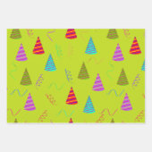 パーティーの風船、帽子、およびカラフルストリーのろうそく ラッピングペーパーシート (正面)