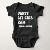 パーティーアットマイクリブ2AM |かわいいおもしろいベビー ベビーボディスーツ (正面)