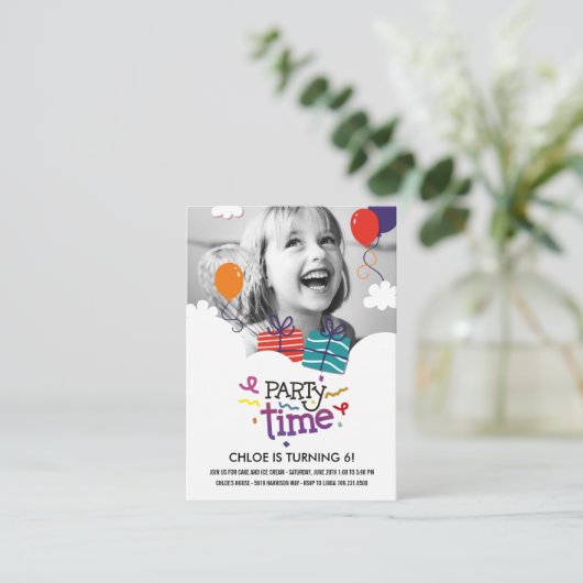 パーティータイムフォト誕生日招待状 エンクロージャーカード (スタンド正面)