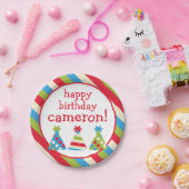 パーティーハットパーソナライズされたバースデーパーティープレート ペーパープレート (パーティー)