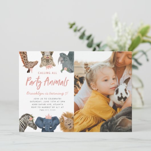 パーティー動物ピンクサファリ誕生日写真 招待状 (スタンド正面)