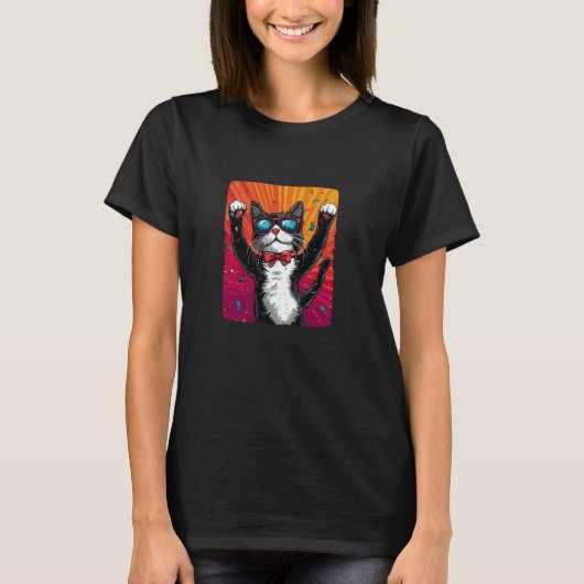 パーティー好きなネコのパーティーグッズ フニーパ Tシャツ (正面)