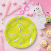 パーティー用の黄色い背景のテニスボール ペーパープレート (パーティー)