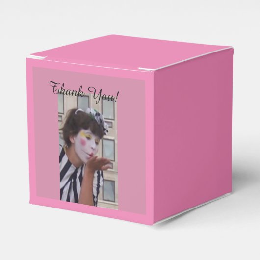 パーティー，共催イベント，宴会，シャワー，トレンディー フェイバーボックス (正面サイド)