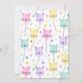 パーフェクトカラフルパーティーかわいい子猫誕生日 招待状 (裏面)