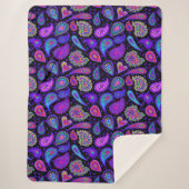 パーフェクトパープルペイズリー かわいらし シェルパブランケット (正面)
