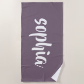パープモダンラサマープールモノグラムの名 ビーチタオル (正面)