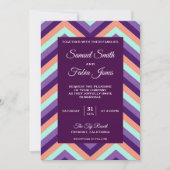 パープモダンルアンドコーラルシェブロン結婚式招待状 招待状 (正面)