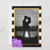 パープモダンルストライプのバラフェイクゴールドフォイル結婚ズ 招待状 (裏面)