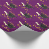 パープルおめでとうの卒業式キャップと卒業証書 ラッピングペーパー (コーナー)