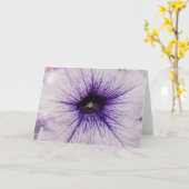 パープルかわいらしペチュニア花クローズアップアートカード カード (黄色い花)
