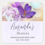 パープルかわいらし春クロッカスの写真 スクエアシール (正面)