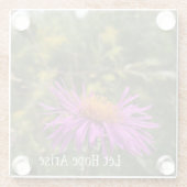 パープルかわいらし金ゴールドフラワー感動的ホープ引用文 ガラスコースター (裏面)