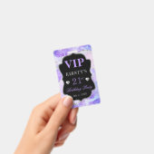 パープルとシルバーのグリッターアゲート誕生日VIP バッジ (手持ち)