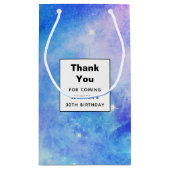 パープルとブルーの銀河系宇宙誕生日ありがとう スモールペーパーバッグ (裏面)