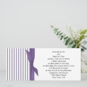 パープルとホワイトのストライプの結婚式招待状 招待状 (スタンド正面)