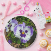 パープルとホワイトのパンジーカラフルフローラ ペーパープレート (パーティー)