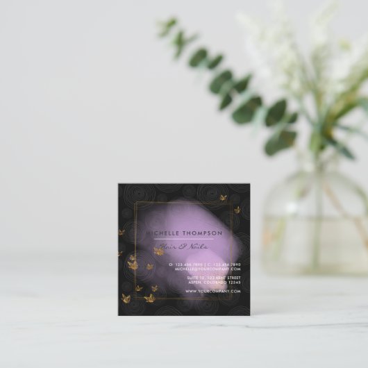 パープルと金ゴールドブラシストロークドゥードルスクエアビジネス スクエア名刺 (スタンド正面)