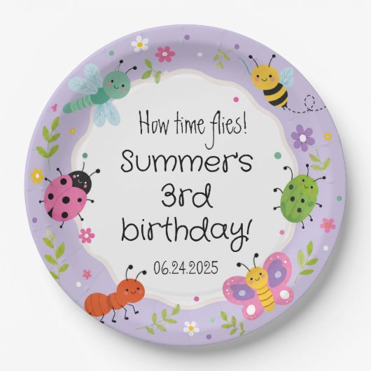 パープルのかわいい虫の女の子の誕生日  ペーパープレート (正面)