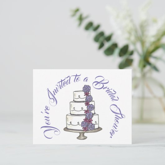 パープルのウェディングケーキ ブライズシャワーへご招待 インビテーションポストカード (スタンド正面)