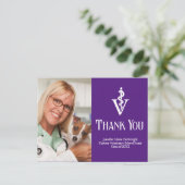 パープルの獣医学校卒業写真カスタム感謝カード ポストカード (スタンド正面)