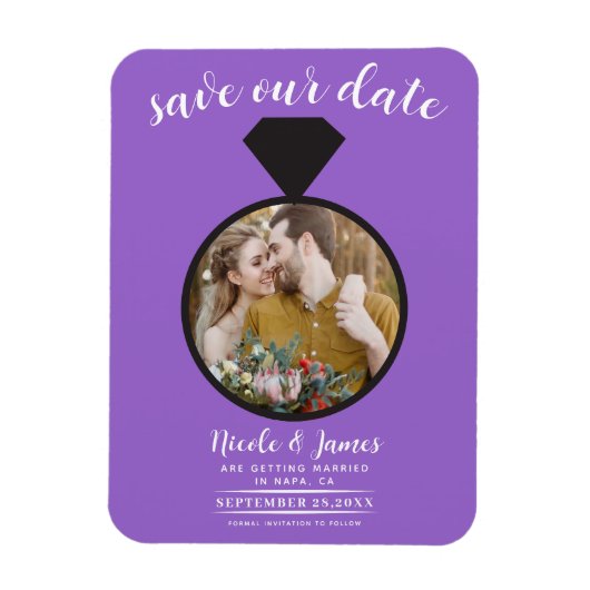 パープルの結婚指輪の写真でSave the Date マグネット (縦)