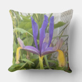 パープルアイリスフラワーアウトドアガーデン自然写真 アウトドアクッション (正面)