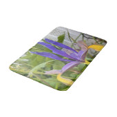 パープルアイリスフラワーアウトドアガーデン自然写真 バスマット (アングル)