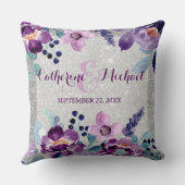 パープルウォーターカラーフローラ&シルバーグリッター結婚ズ クッション (裏面)