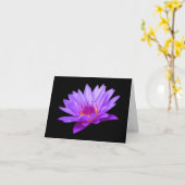 パープルウォーターリリー無地グリーティングカード カード (黄色い花)