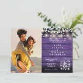 パープルウッドストリングライツライトフローラ結婚写真 招待状 (スタンド正面)