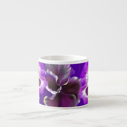 パープルエスプレッソマグカップを様式化したパンジー エスプレッソカップ (正面)