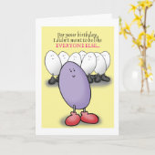 パープルエッグユーモアのある誕生日カード カード (黄色い花)