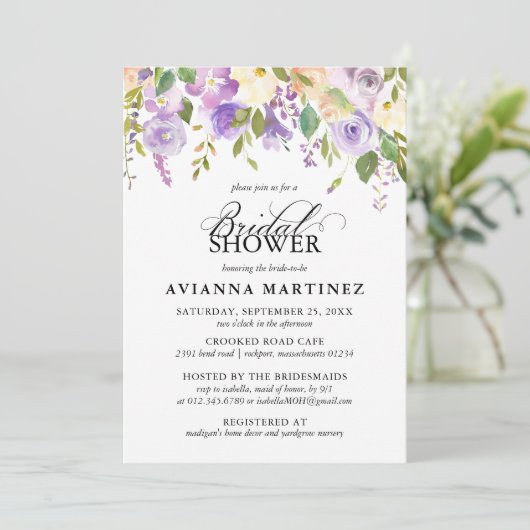 パープルエレガントホワイトフローラブライダルシャワー 招待状 (スタンド正面)