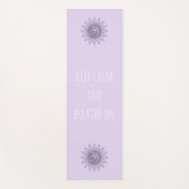 パープルオムとマンダラ保ーが落ち着いて息を吸う ヨガマット (正面)