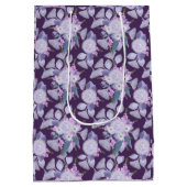 パープルオーストラリアワイルドフラワーズ抱き枕 ミディアムペーパーバッグ (裏面)