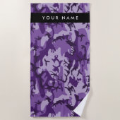 パープルカモフラージュあなたの名前をパーソナライズ ビーチタオル (正面)