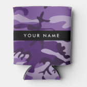 パープルカモフラージュあなたの名前をパーソナライズ 缶クーラー (正面)