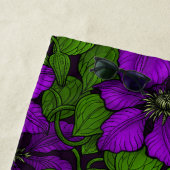 パープルクレマティスつる植物 ビーチタオル (インサイチュ)