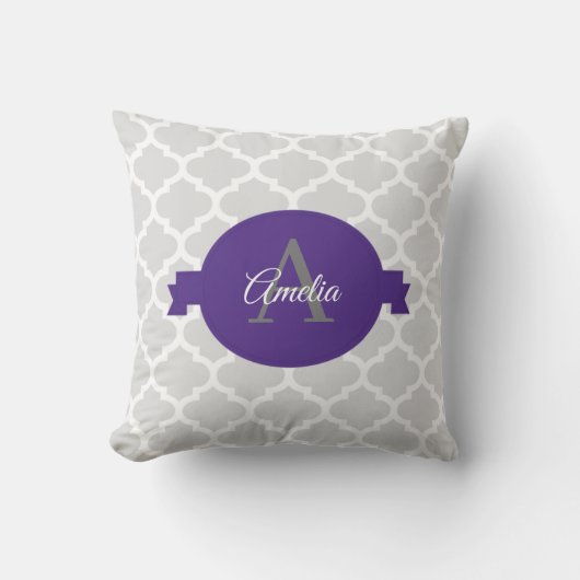 パープルクローバーパーソナライズされた装飾用クッション クッション (正面)