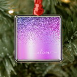パープルグリッターモノグラムネームラグジュアリーガーリー メタルオーナメント<br><div class="desc">紫色の箔フェイク金属スパークルグリッターブラシ仕上げ金属モノグラム名クリスマス装飾。これは、最高の甘い16歳の誕生日、結婚ブライダルシャワー、記念日、赤ちゃんシャワーまたはバチェロレッテギフトを作る誰かがグラームの豪華さとシックなスタイルを愛する。</div>