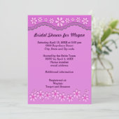 パープルシックスペタルピンク花ブライダルシャワー招待状 招待状 (スタンド正面)