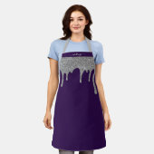 パープルシルバースパークルグリッタードリップパーソナライズされた エプロン (着用した状態)