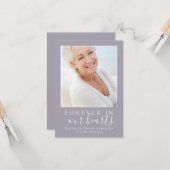 パープルスクリプトフォト葬儀悔やみや弔慰ありがとう カード (正面/裏面インサイチュ)