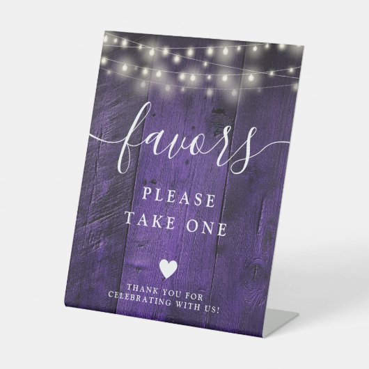 パープルストリングライツボ素朴ーホバーンウッド好み 台座サイン (正面)